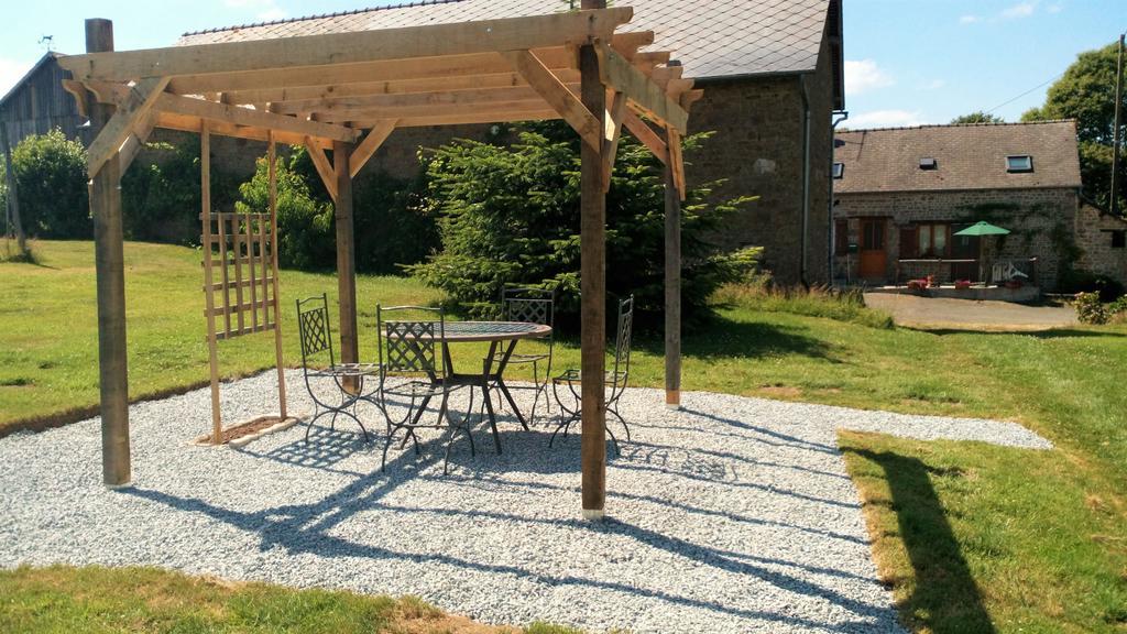 La Cloue Bed and Breakfast Sainte-Marie-du-Bois  Εξωτερικό φωτογραφία